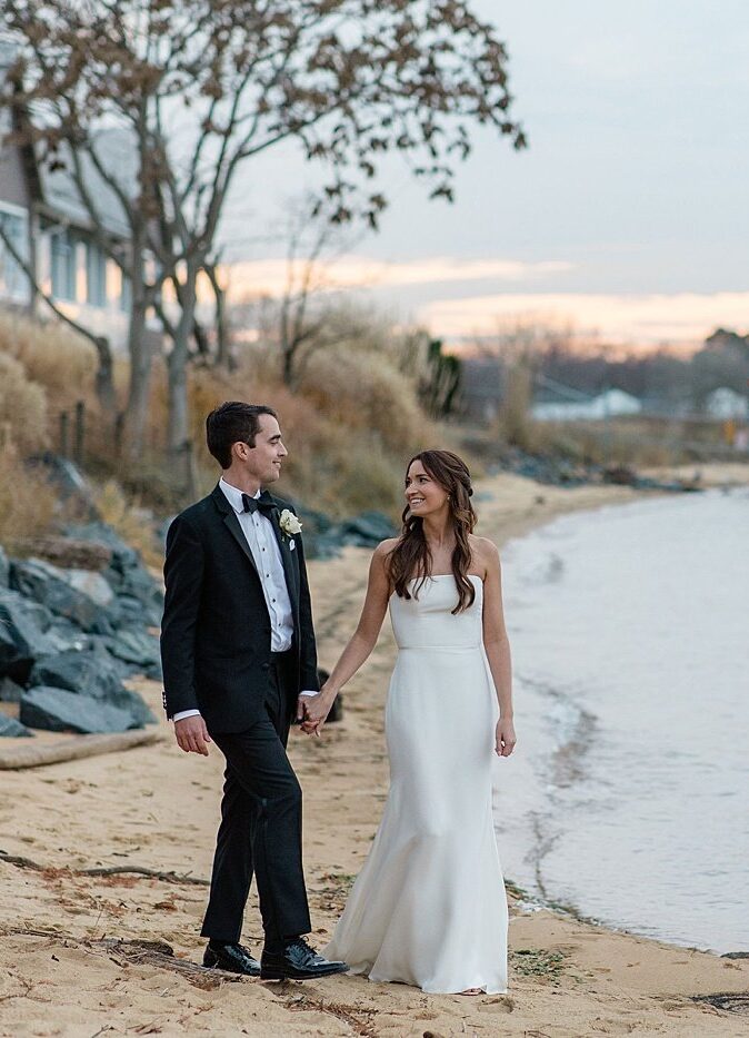 Romantic Chesapeake Bay bride and groom portraits